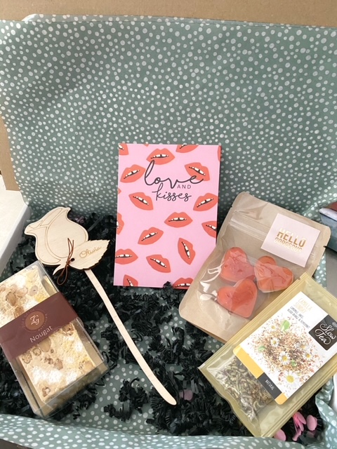 Moederdag 2021; cadeautips voor moeders en oma's! 9 cadeaupakket bloem